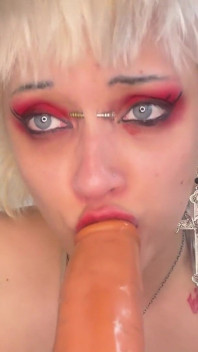 Lipstick Kisses and Blowjob Red Black Lips Deepthroat Sloppy