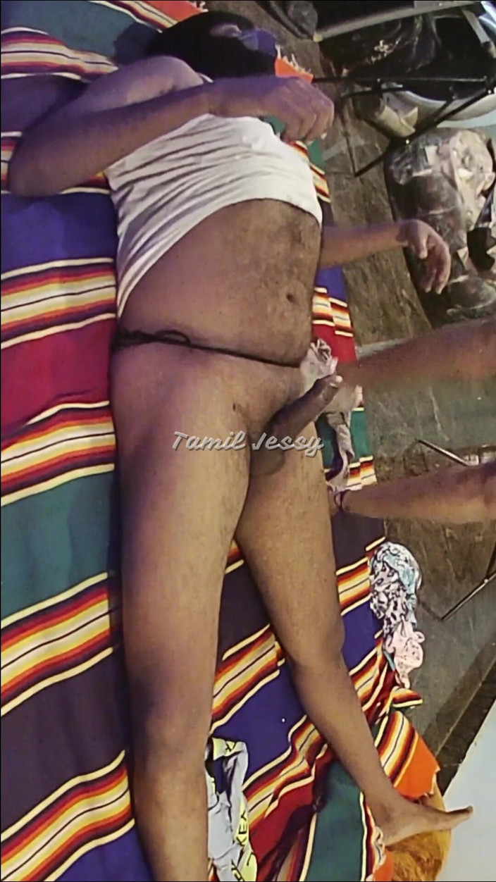 Tamil Jessy: Собача їзда