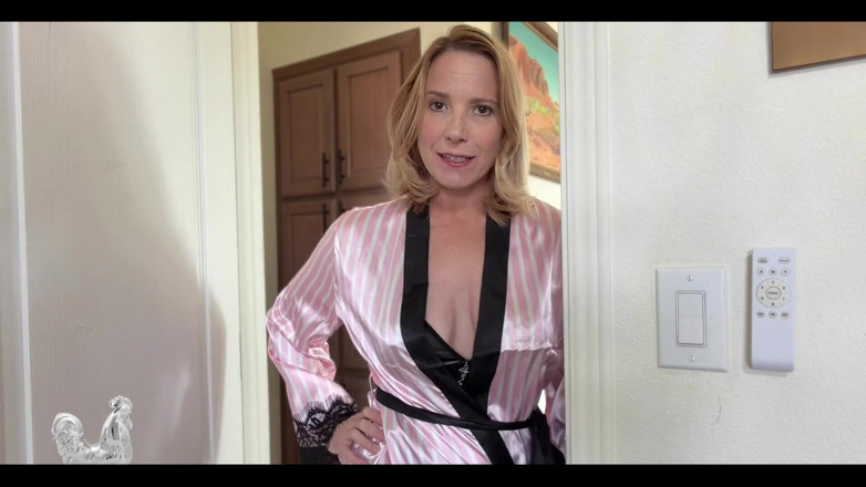 Jane Cane: Stiefmutter benutzt ihren strap-on