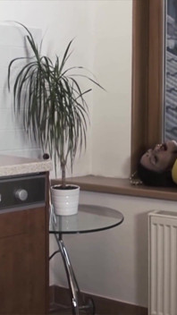 Aleya, belle mariée indienne, se fait baiser dans la cuisine