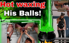 Training Zero: Sexy voskování jeho koulí femdom