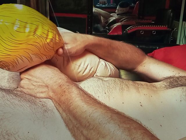 My Inflatable Girlfriend Has a Very Tight Mouth! No Way Can Give Me a Deep Blowjob! (RedBlack)