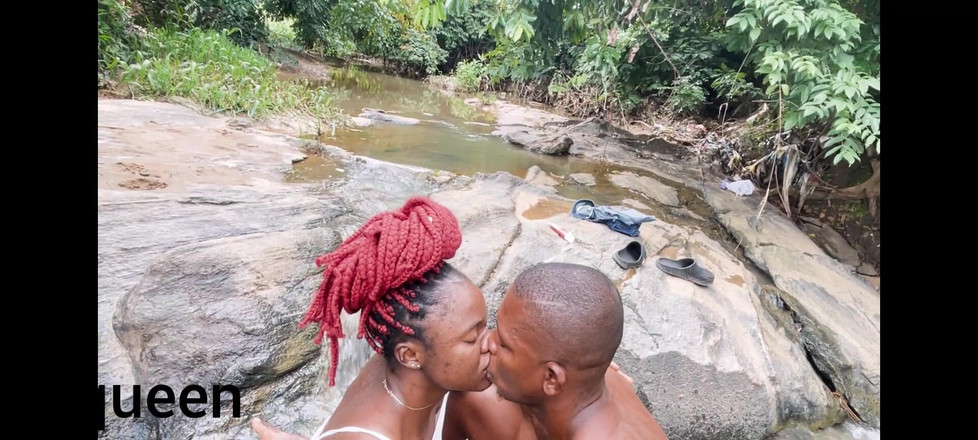 ITX_Kwin: Hiking with the Billionaire I Met at the Club