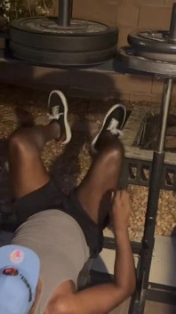 Ja i Mój Homie Dostałem w szybki trening biceps i łydki po Vegas wygrał ostatniej nocy