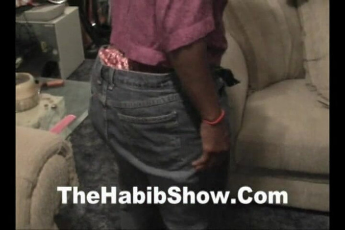 The Habib Show: Tupac hút thuốc và máy bay bà già video đầy đủ