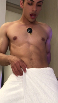 Bergambar dengan Thong