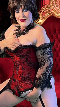 グラニー・カルメンの『Back in Black』コンピレーション