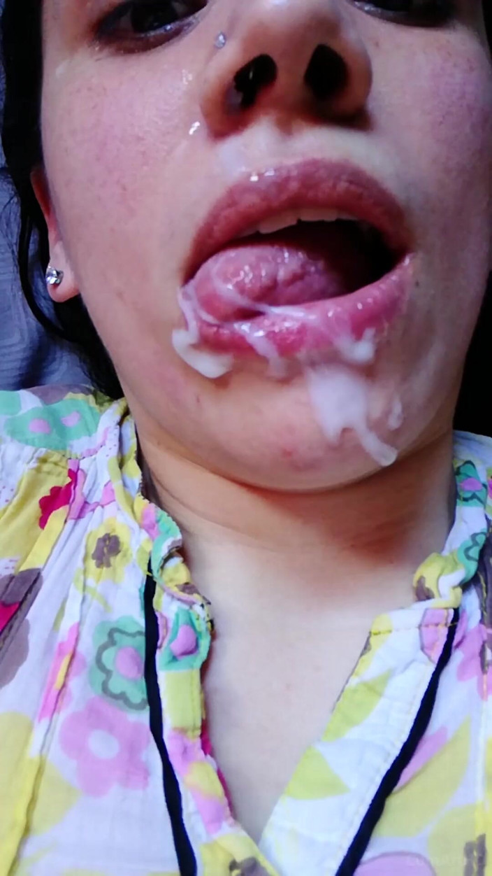 TheArtOfCum: Crot sperma sampai berantakan