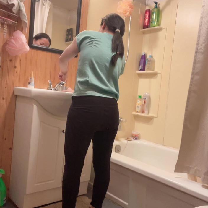 sweethanajapanese: Hana Clean Her Face Then Nake in the End