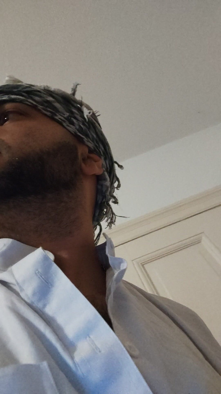 SmokedAlloy2: Na marca, dj-bro excitado vestido como um afegão pervertido