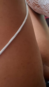 Baisée par une grosse bite noire