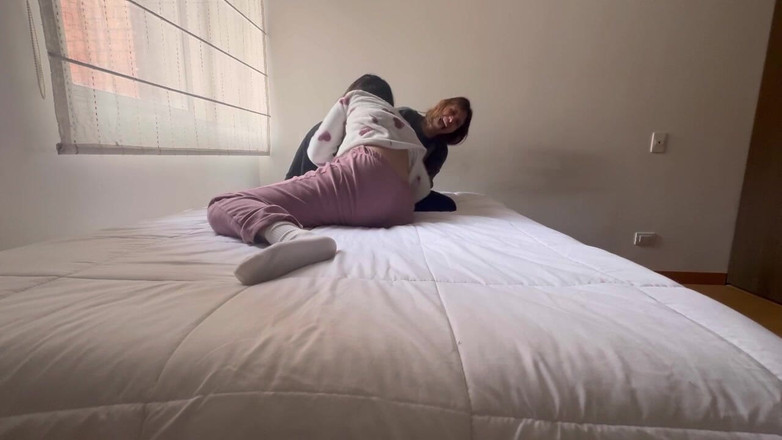 scarlettandc: 페티쉬를 가진 두 레즈비언의 재미 모음집