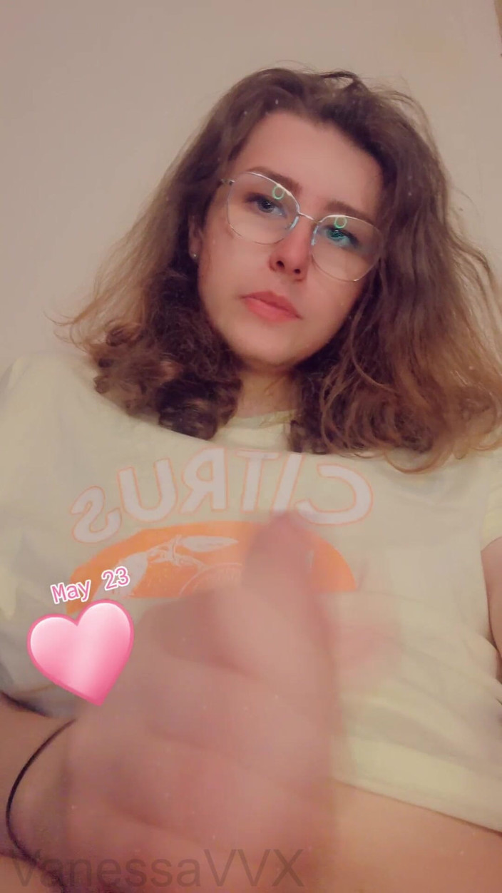 VanessaVVX: ヴァネッサは自分自身を大混乱させ、それをすべて食べてしまう