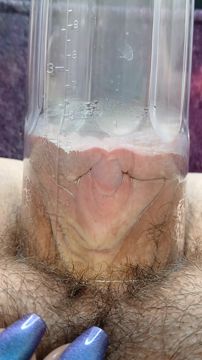 LunaXscorpia: Lunaxscorpia napumpovaná kundička