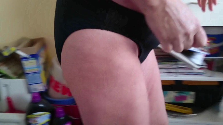 Hot-Pussy66: Morning washing