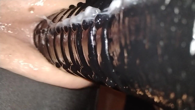 HungBareBackRabbit: Il mio dildo preferito