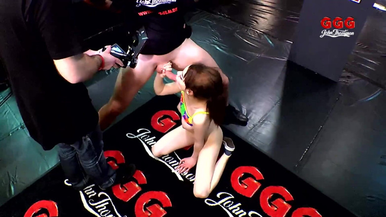 GGG John Thompson Studio: Ggg John Thompson kamera arkası