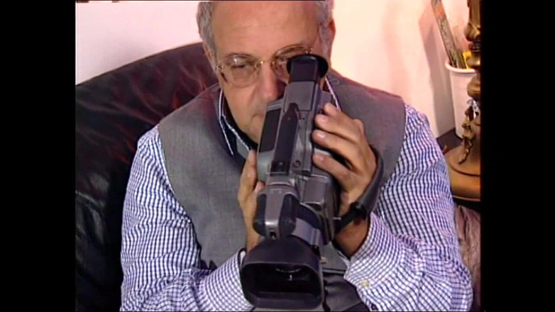 Deutschland porn: Ze werd geneukt door zijn stiefbroer terwijl zijn stiefvader een...