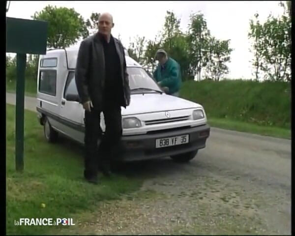 French Gonzo: Pervert Grandpa Is Organizing a Triolism with a Buddy!