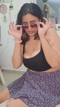 Sissy Panty sniffer - महिलाओं का दबदबा बहिनीकरण रोलप्ले