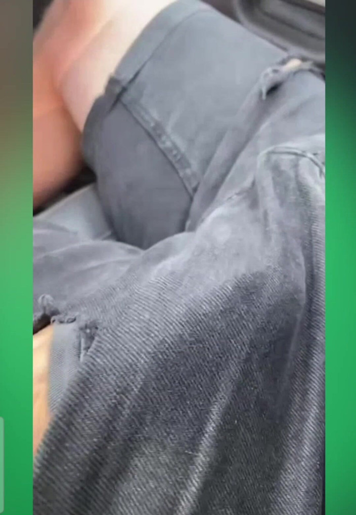 Only Owain: Handjob dalam kereta dengan pancutan mani besar