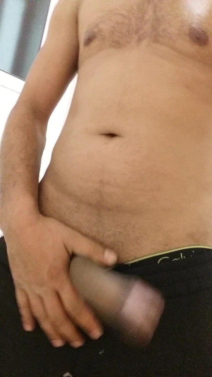 Boy top Amador: Mi sveglio già così e con molto appetito