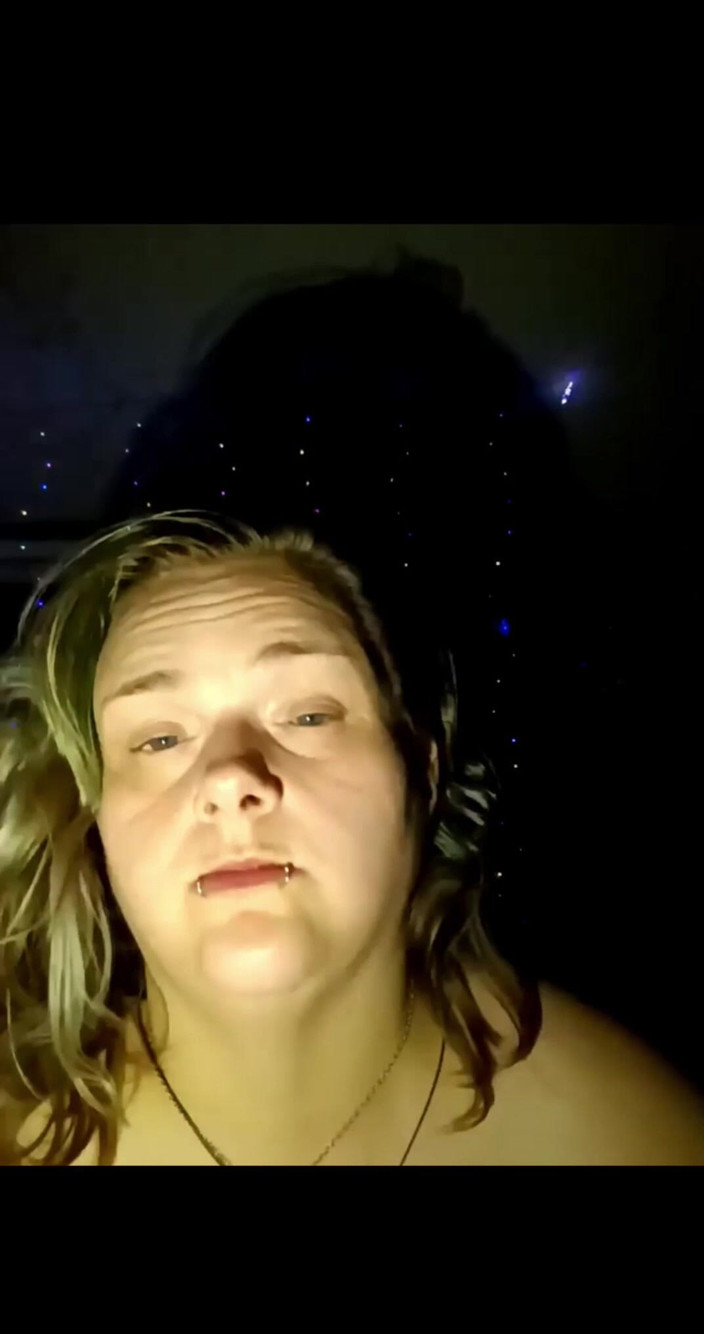 Pain princess studio: Tersedak pada dildo