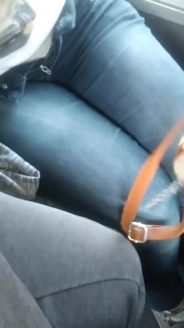 DragonGalaxy11: Blowjob berisiko di dalam bas selepas handjob dan kelipan tetek