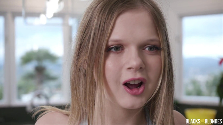 Blacks On Blondes: Blacksonblondes - corretora de imóveis Graycee Baybee está por baixo para...