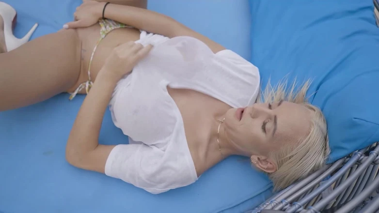Erotic Planet Studio: Beautiful and Sexy Blonde Loves Outdoor Masturbation