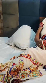 Anh rể của Bhabhi tức giận để lại cô ấy trong tâm trí của anh ấy, làm tình mạnh bạo Rahul và Monica
