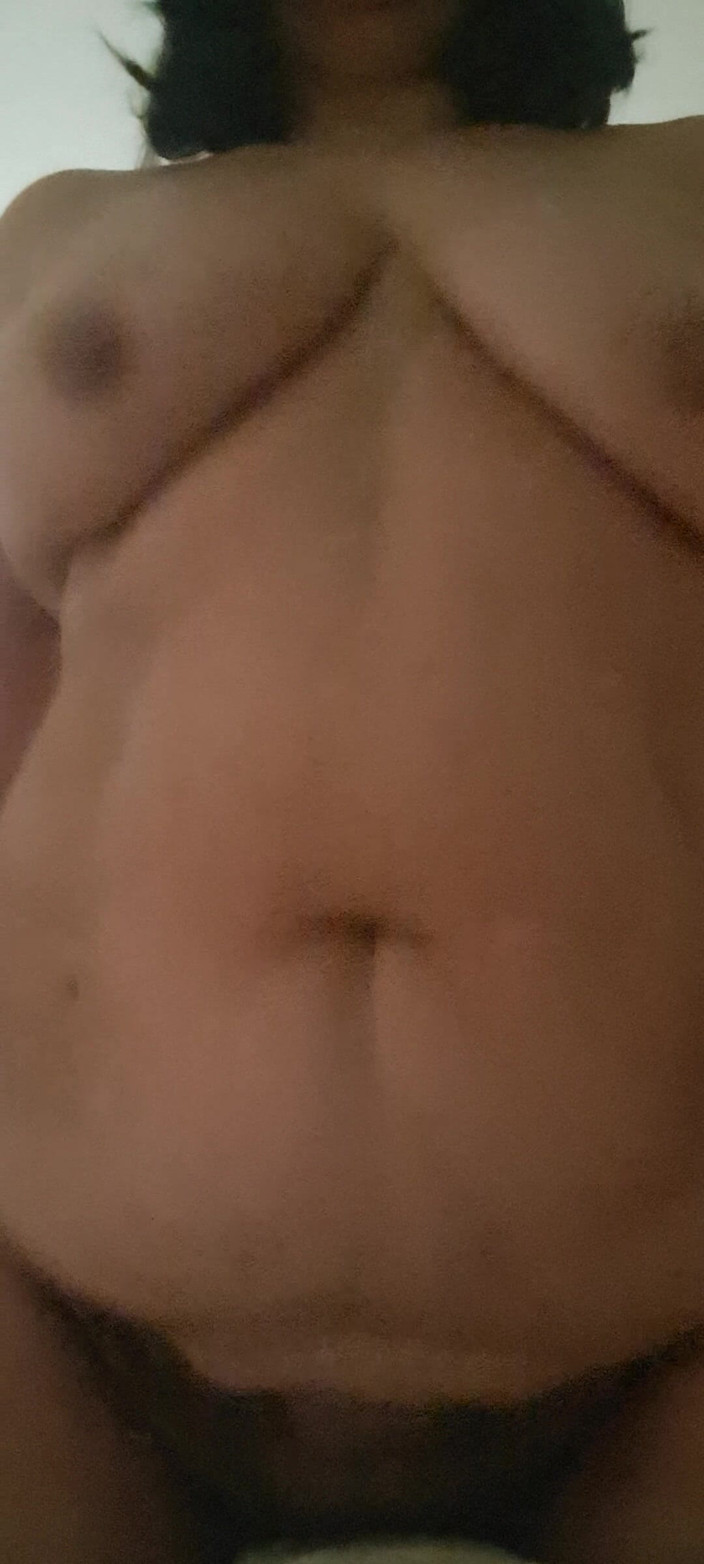 Mommy big hairy pussy: MILF 섹스 움직임과 뜨거운