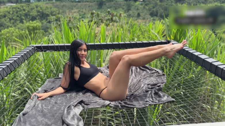 camilamendez7: I Give My Neighbor the Best Blowjob of His Life!