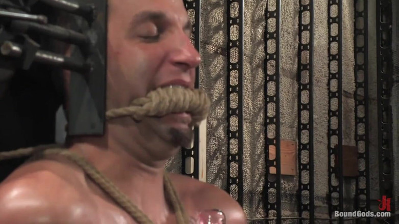 KINK men: Master Tyler saint e lo schiavo jason miller