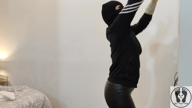All You Can Fetish: 4k yabancı Ana Spears eve giriyor
