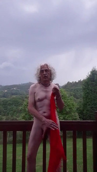 Salope Transexuelle Dans Une Maison De Campagne
