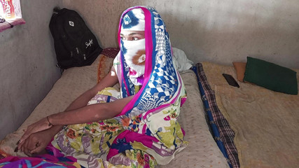 Indian Hijraji: Hintli transeksüel - pooja yenge oğlunu eve çağırdı ve onu götten sikti