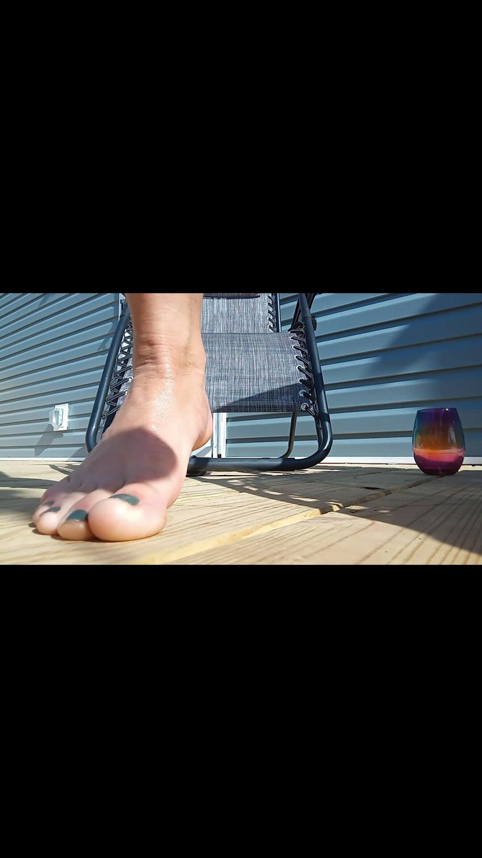 Midsouth Foot Fetish: 另一部关于我的脚和鸡巴的视频。