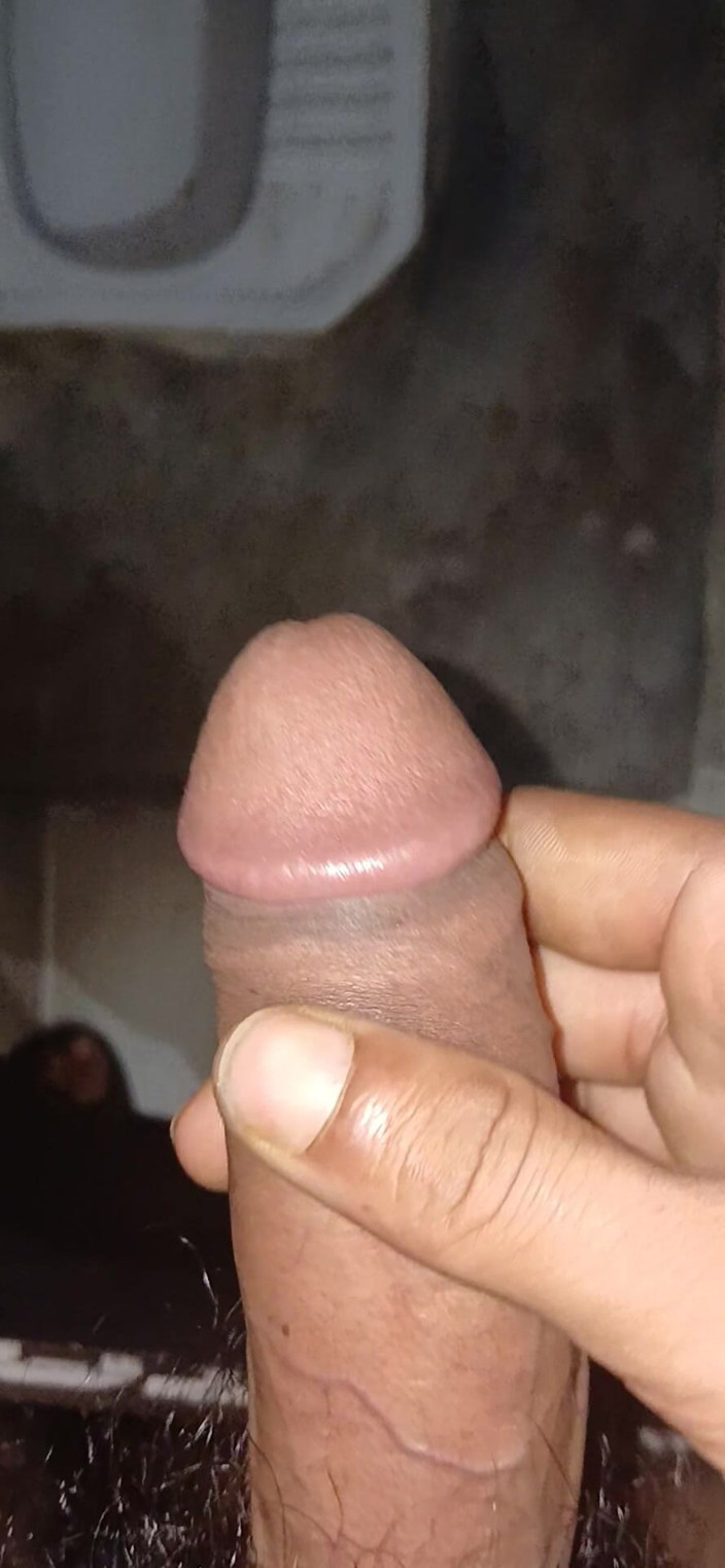 sofhiya391: Xuất tinh cậu bé handjob