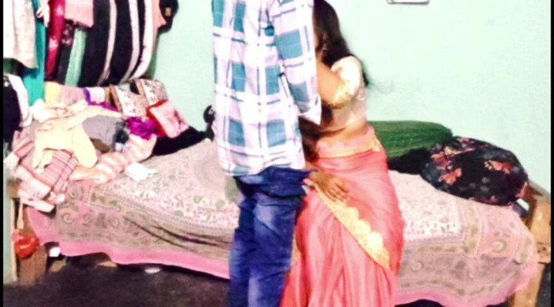 Amina begum: Indyjski Desi Bhabhi Różowy Shari