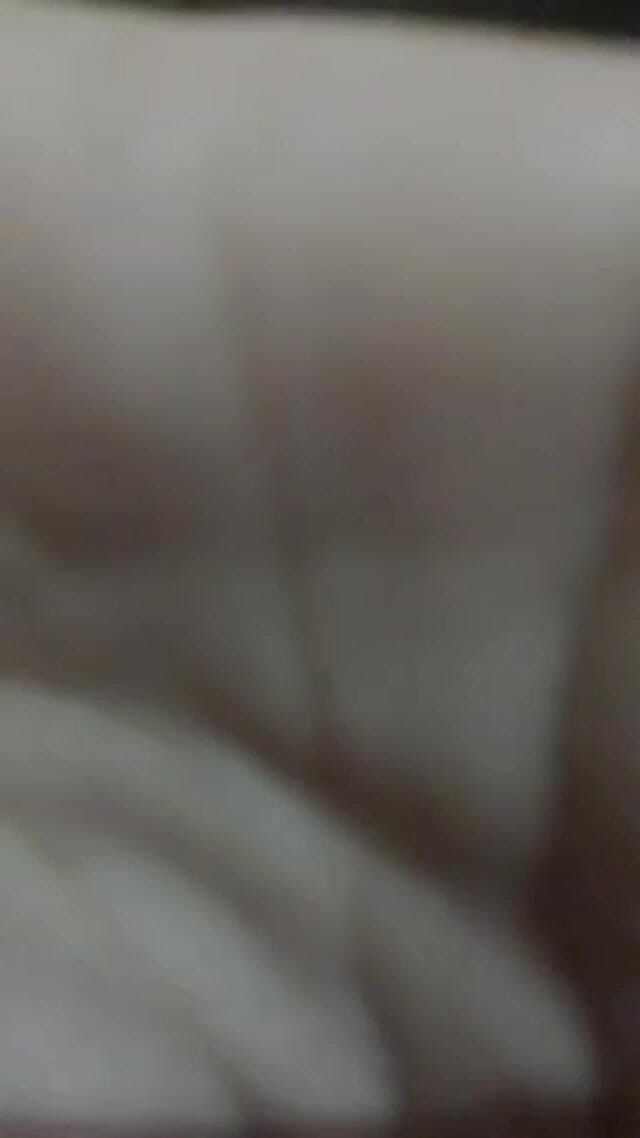 Sapnashah007: Chica Paquistaní Pathan En Shalwar Naranja Mostrando Su Culo