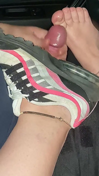 Nice Footjob in the Car Footfetish