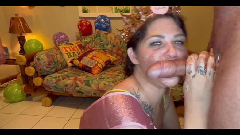 PsiloSiren: Let There Be Cocks and Cake - Aniversário