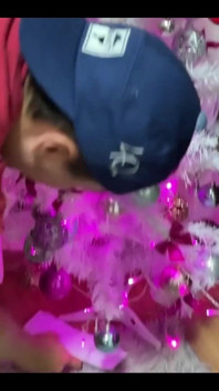 Il pervertito chiede una dominatrice a Natale
