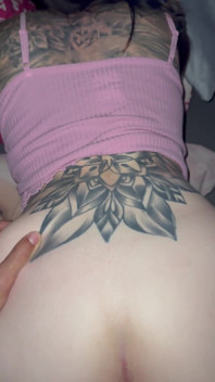Getatoeëerd wordt ondergaan