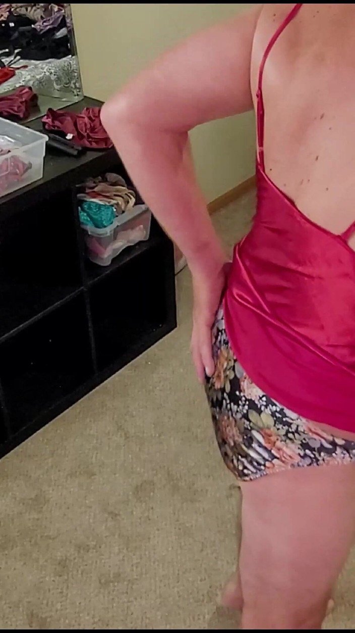 Stan Gable: Lingerie Try on Session