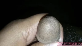 Manlig artist POV närbild video av stor svart kuk massage onani