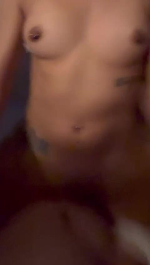 Hotcouplenr1: Азиатская горячая красотка жестко трахается