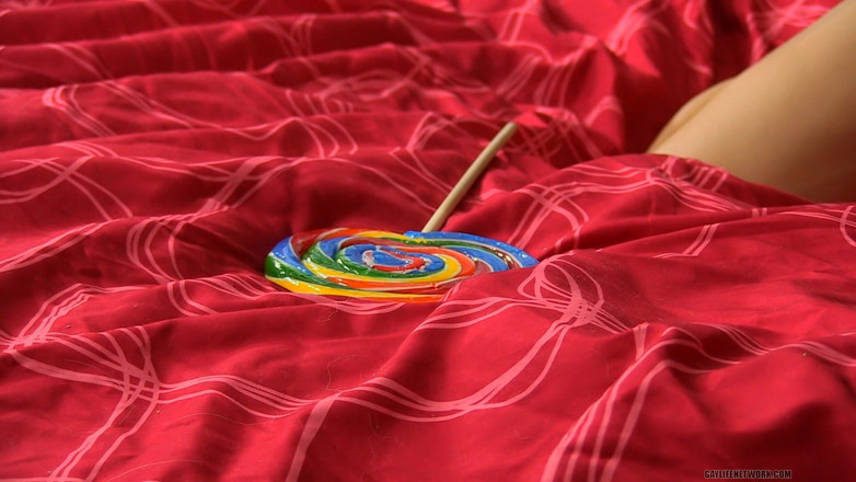 Lollipop Twinks: Un răsfăț dulce și sărat