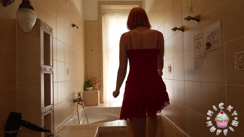 Micky Muffin Studio: The Fuck Apartment - Dolly Dyson Seduces Me Into a 4some!